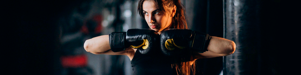 Адреналин фитнес курск. Адреналин клыкова. Фитнес на клыкова курск. Спортзал феррум курск. Кардиозона в спортзале.